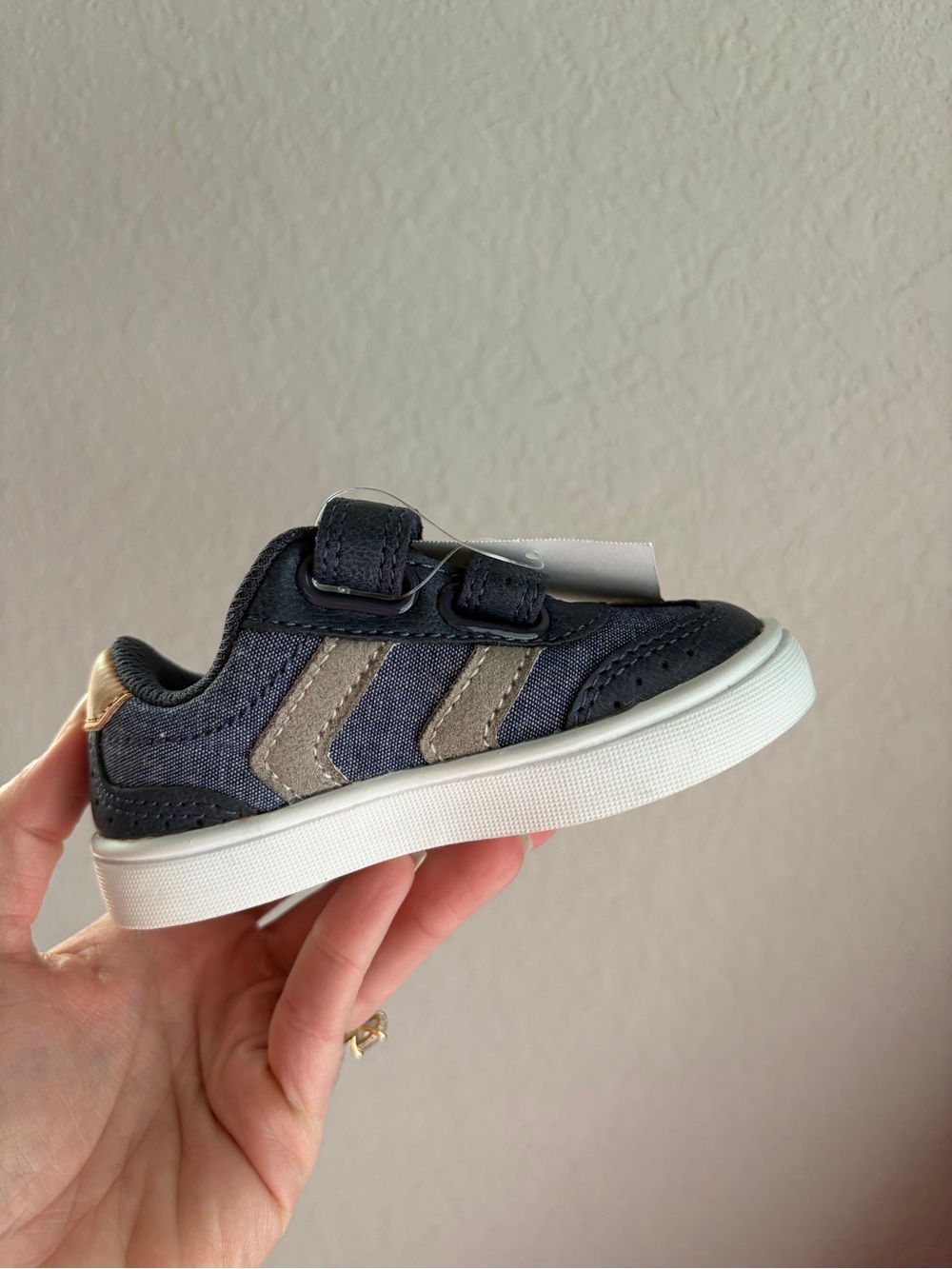 NWT Dr. Scholls Kids Navy Blue Velcro Sneakers - Picture 3 of 11